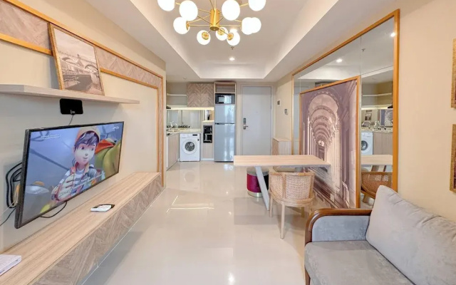 New Contemporary 2Br At Grand Sungkono Lagoon Apartment