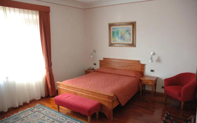 Hotel Rutiliano Centro Benessere