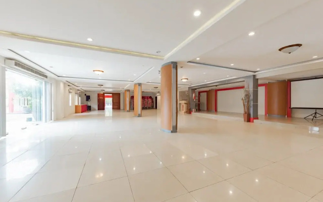 Onyx Hotel
