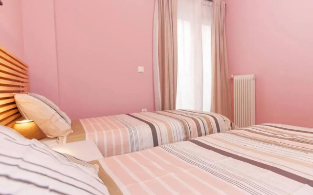2 bedroom design apartment in Athens center