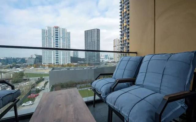 lUX RESIDENCE IN HIGH FLOOR