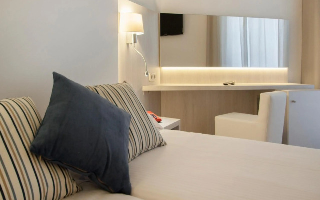 Sentido Fido Tucan - Adults Only