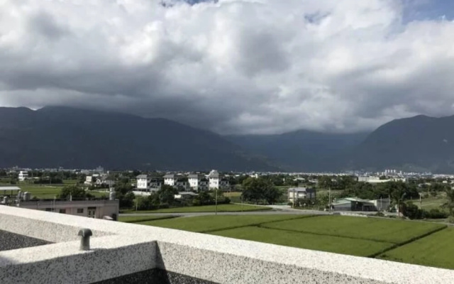 遊山水民宿一二館來電可享優惠方案