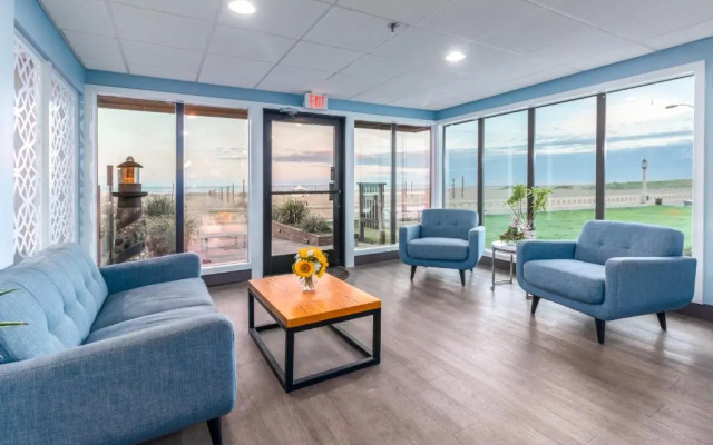 Seashore Inn on the Beach