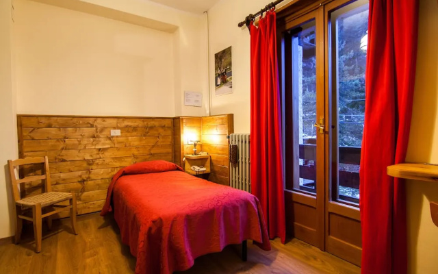 Hotel Garnì Mille Pini