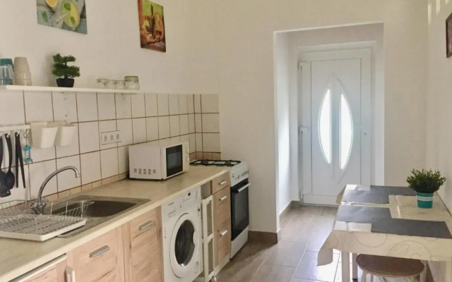 Lelle-kert Apartman 01