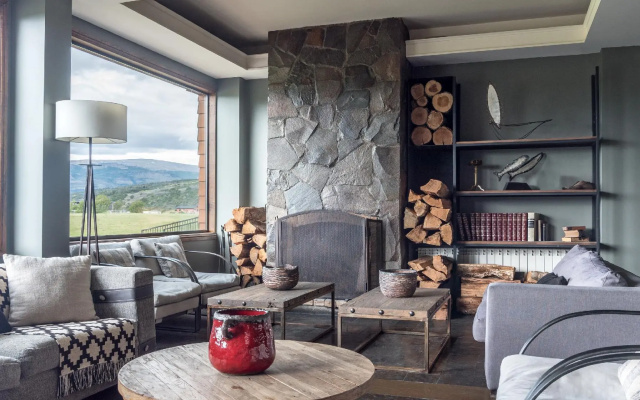 Rio Serrano Hotel + Spa