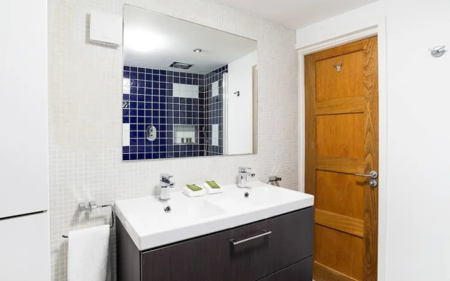 Wonderful 2BR Duplex Flat in Kennington