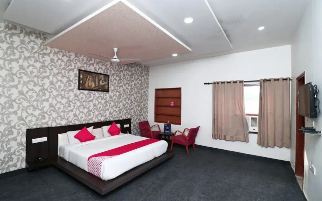Hotel Moti Dungri Palace