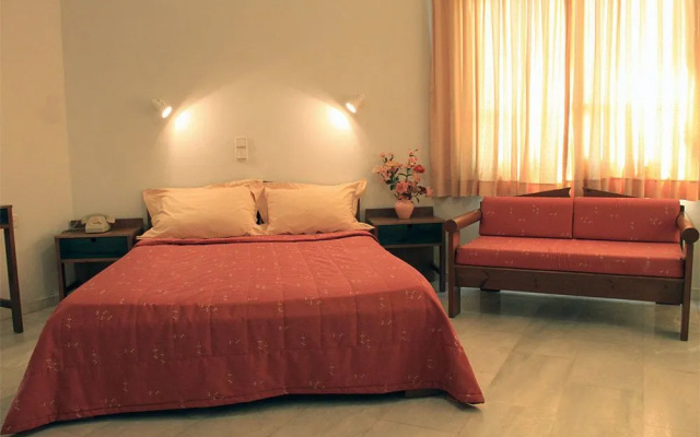 Calypso Hotel Apartments