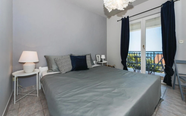 Stunning Home in Primosten With Wifi and 5 Bedrooms