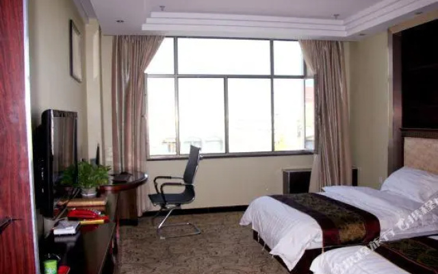 Xinhua Century Hotel