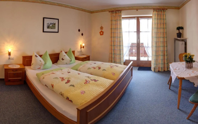 Gästehaus Sterrhäusl - Chiemgau Karte