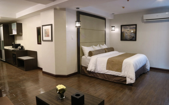West Avenue Suites
