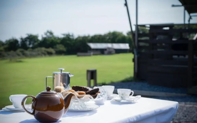 Worms Head - Safari Glamping Tent - Llangennith