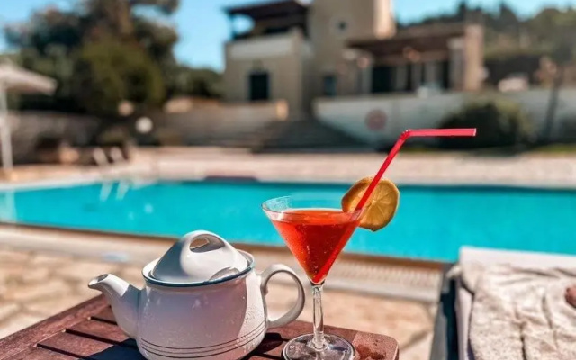 Beachfront Villa Victoras
