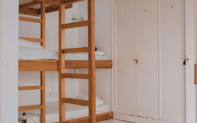 HiTide Hostel