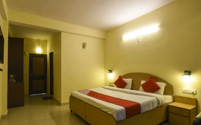 OYO 14958 Hotel Purnima