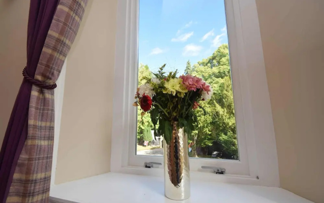 Rosedene Highland House - Emperor Apartment 6