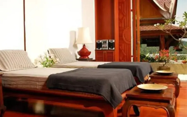 Luxury Villa Surin Beach