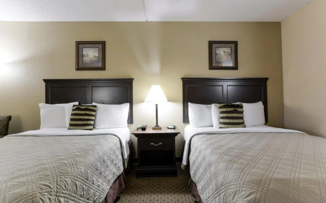 Grand View Inn and Suites