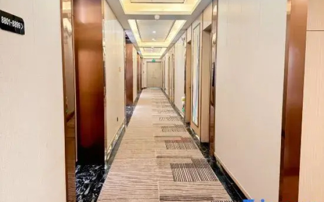 Phoenix Hotel (Foshan Jinshazhou Jinyu Tiandi Branch)