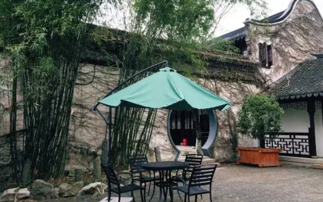 Changshu Jiuzhu Homestay (Shajiabang Scenic Area Branch)