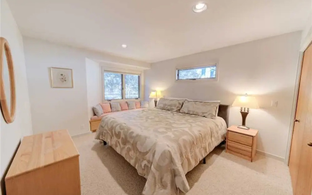 Red Cedar Lane 23