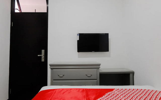 OYO 1108 Smart Tlogomas