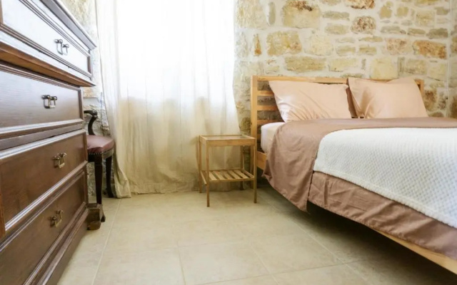 Charming Stone House With Swimming Pool