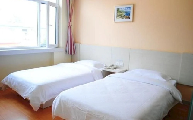Xinjinyong Express Hotel