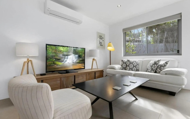 Seaview Tce Picture Perfect in Northern Sunshine Beach