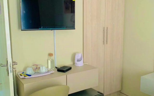 Royal Suites Guest House