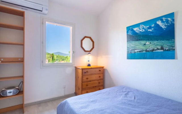 Font Mourier Hotel