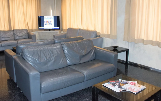 Hotel 7 Mari