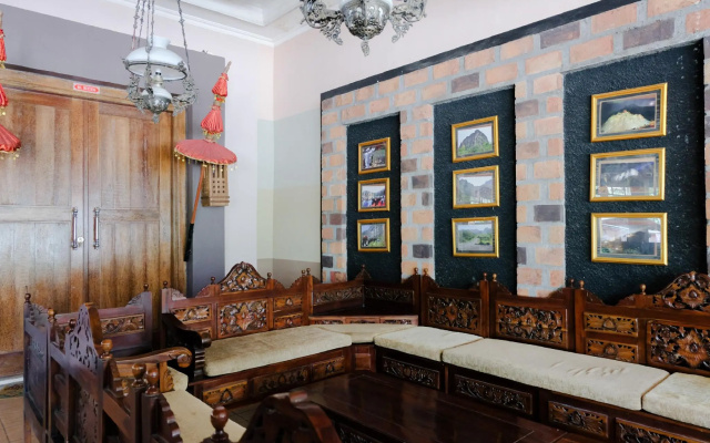 OYO 563 Damar Mas Resort Lereng Kelud