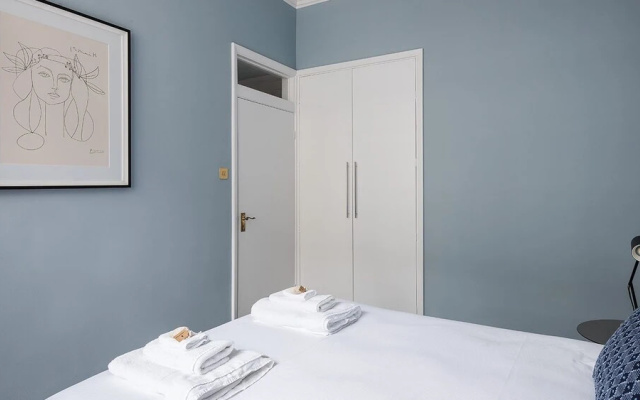 Sleek 2BR between Paddington & Hyde Park