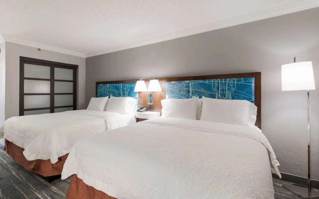Hampton Inn & Suites Chicago/Hoffman Estates