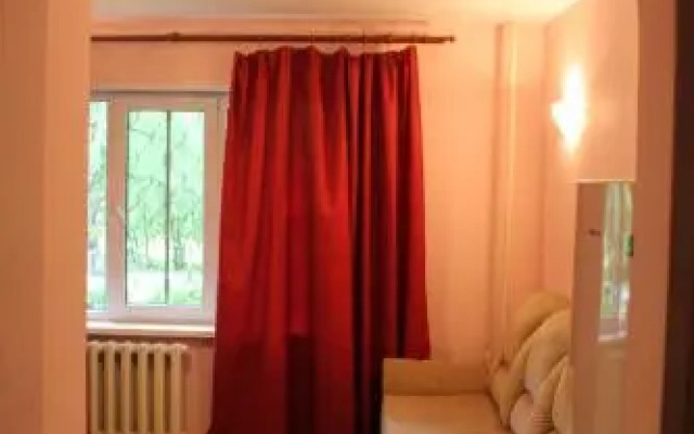 Economi Hotel Kraskovo