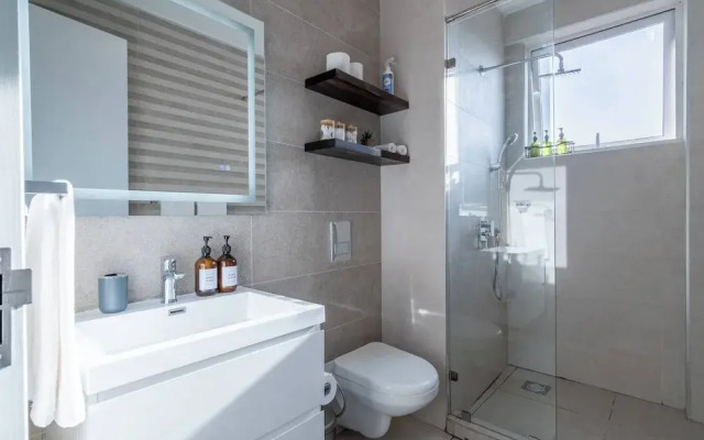 Ishi Nairobi Modern Business Apartment