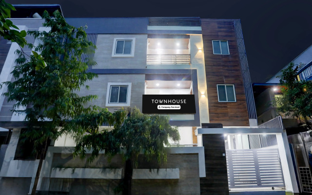 Super Townhouse DAVV University Indore Formerly Indrapuri