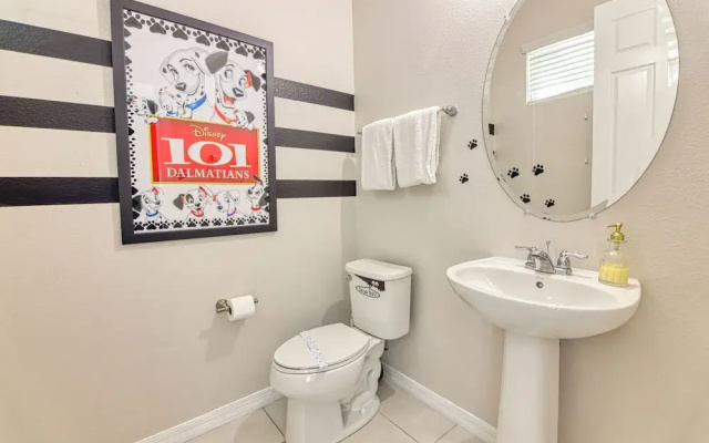 Jodie's Luxury Solara Home