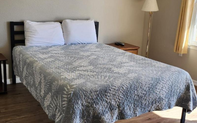 Golden Arrow Motel