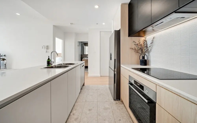 Spacious 1-bed Apartment With Gym, BBQ & Parking