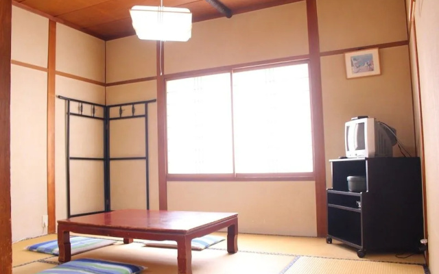 Отель Zao Onsen Pension Bokunouchi