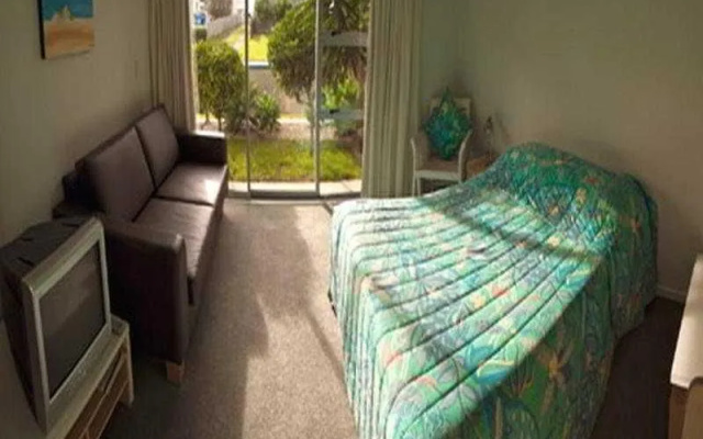 Marine Reserved Holiday Apartments