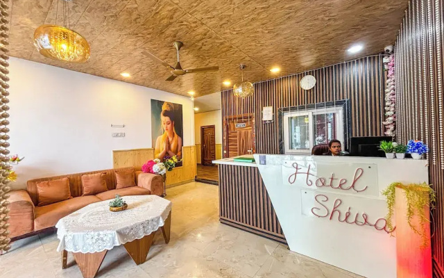 Hotel Shiva Lake - Near Mussoorie Lake