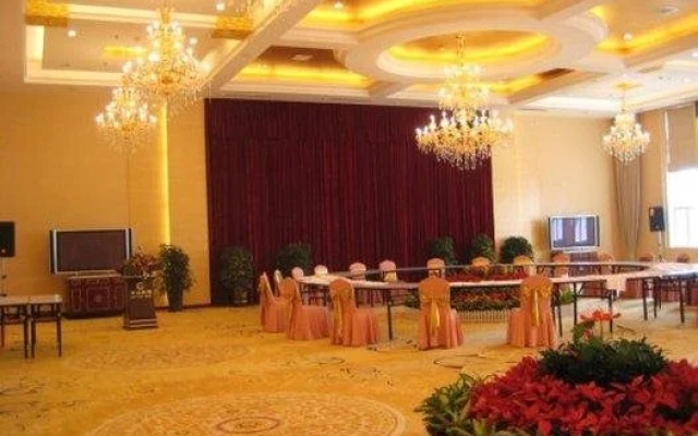 Qingshan Hotel Baotou（Yingbin Building）