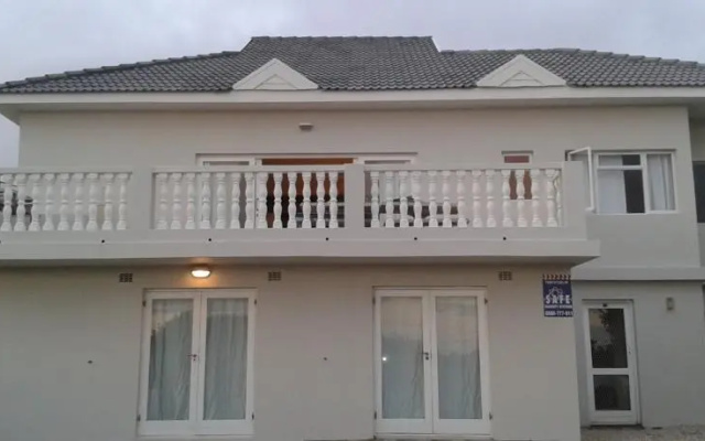 Holiday home Onrus@DuVon