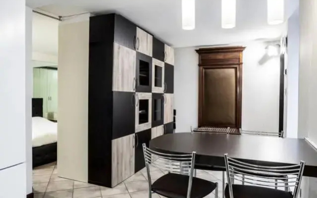 Interno 1